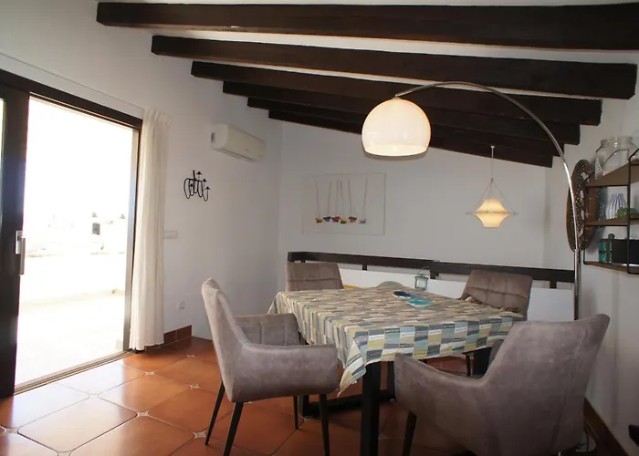 Casa Con Balcon בית נופש אלתיאה